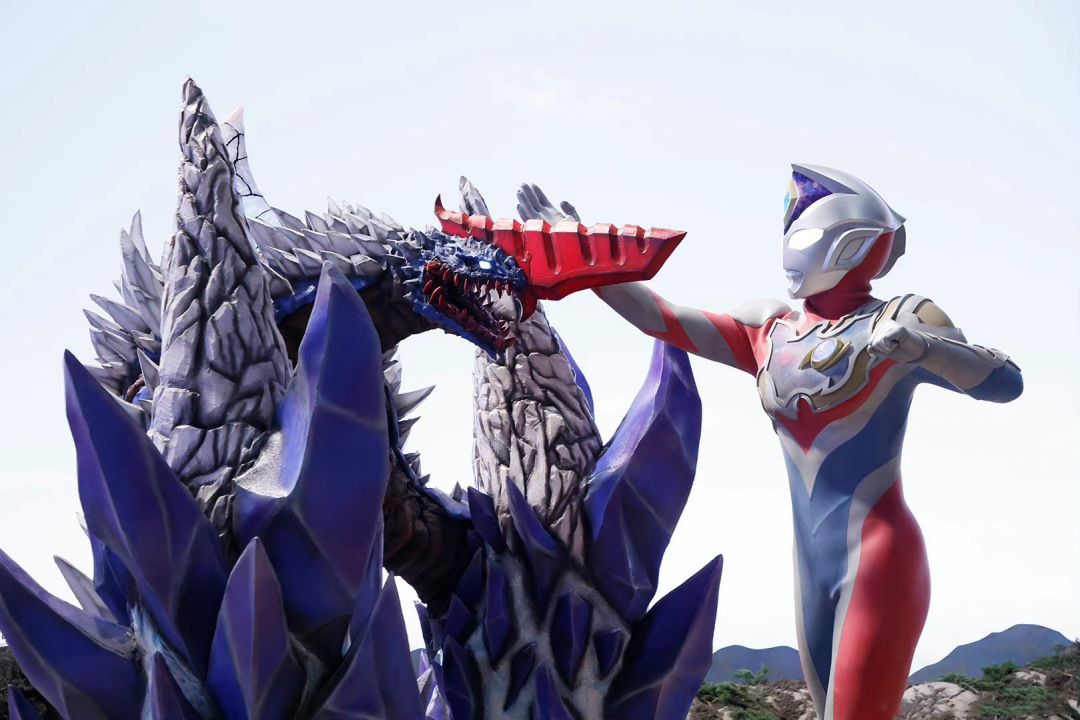 德凯奥特曼里边的精锐融合兽斯菲亚扎沃尔斯的能力大赏!