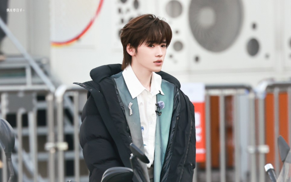 太可爱啦!期待亚轩和两位老师合作!