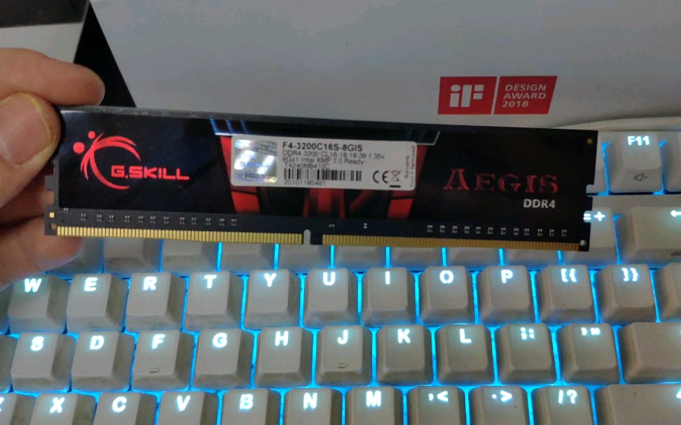 芝奇(G.SKILL)8GB 3200频率 DDR4 台式机内存条 Aegis 开箱视频哔哩哔哩bilibili