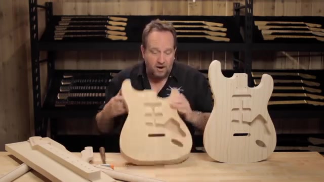 [图]fender custom shop 电吉他琴体琴颈 Alder和Ash Maple木材的区别 声音的不同 Guitardiy 手工琴定制