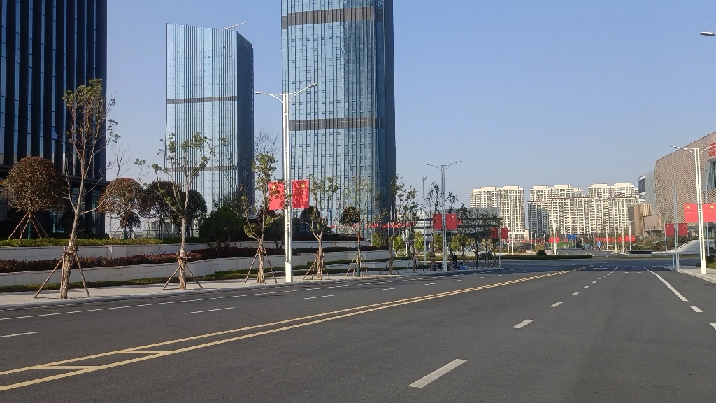 我在吉安高铁新区新地标五指峰跑外卖,带你一边跑单一边欣赏美景