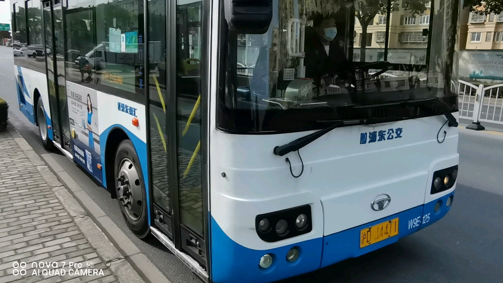 南汇公交祝桥3路(w9e-125)起点站晨阳西路江绣路(往卫亭路百熙路方向)