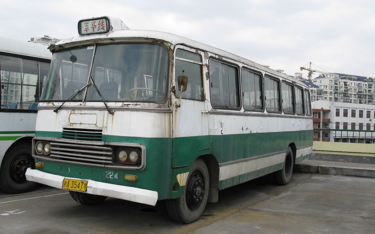 上海公交怀旧视频 探访四汽天山场 767路k2-1 p2-587余庆桥-新同心路