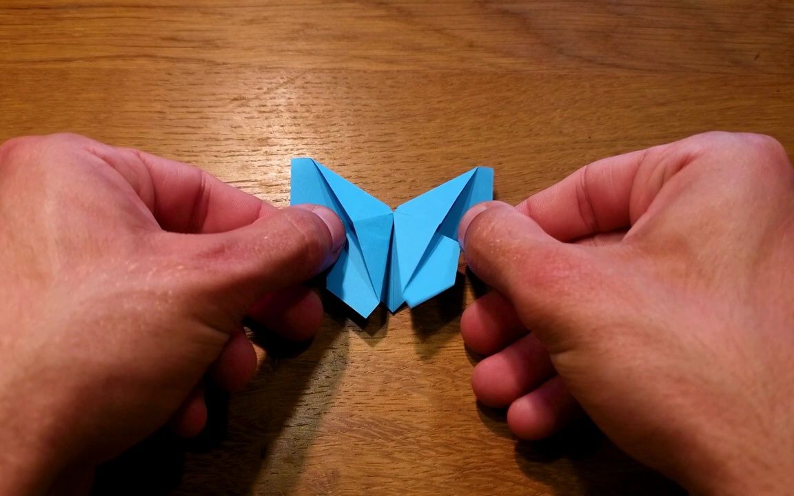 蝴蝶折纸教程视频 B站