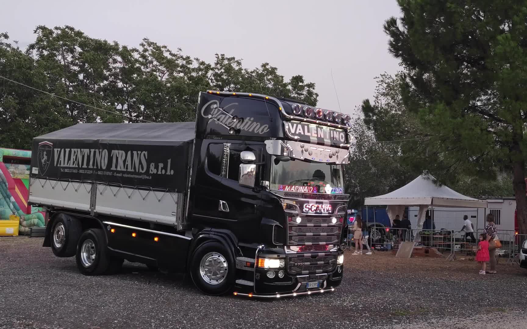 【欧洲卡车】斯堪尼亚系列 s-r-t 6x(华伦天奴车队)vabis - v8 动力!