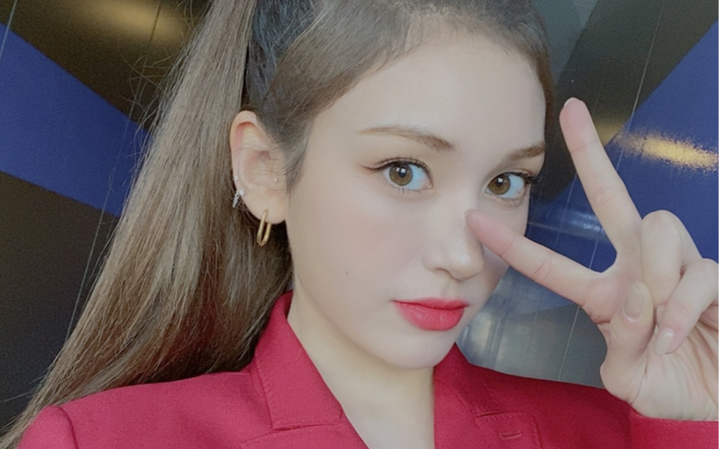 全昭弥somi自拍视频,小米有趣的灵魂外加这神仙颜值,谁不爱呢!