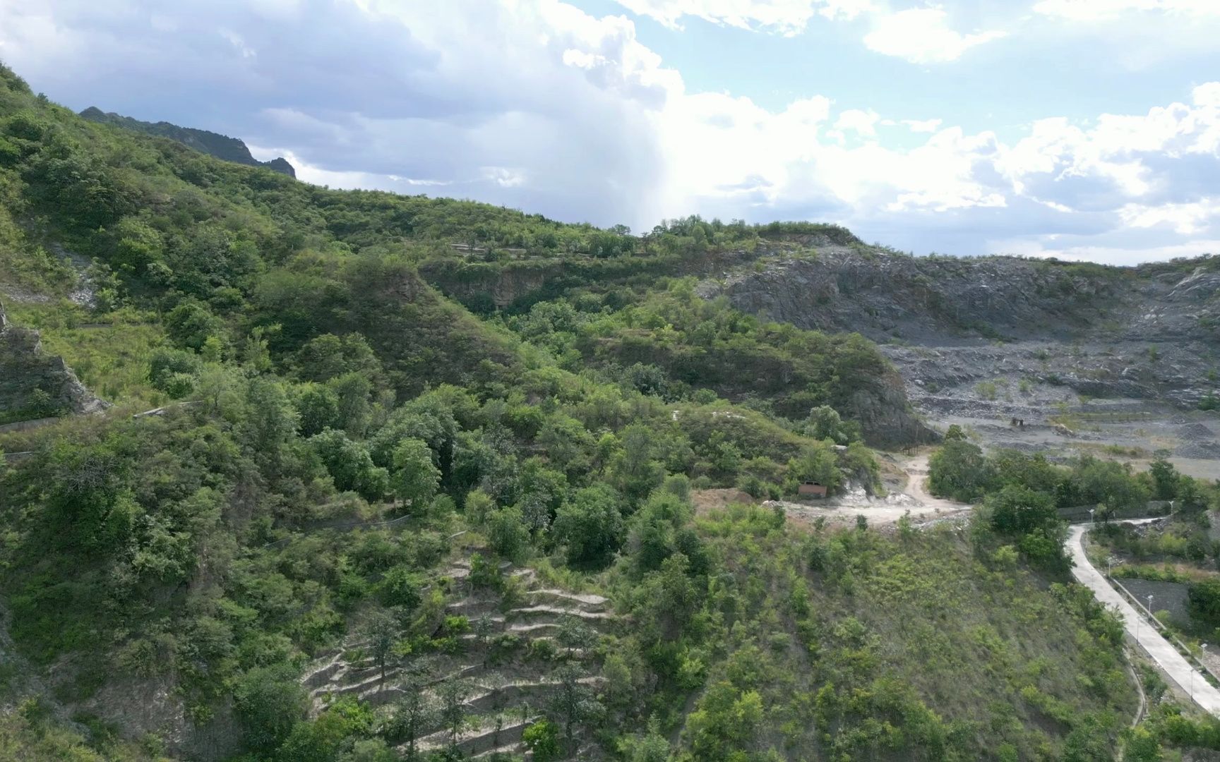 北京房山区东庄子村山景