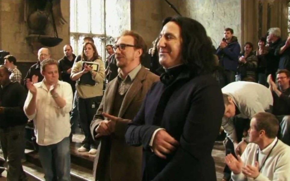 【哈利波特幕后花絮采访】《哈利波特与死亡圣器下》道别花絮采访