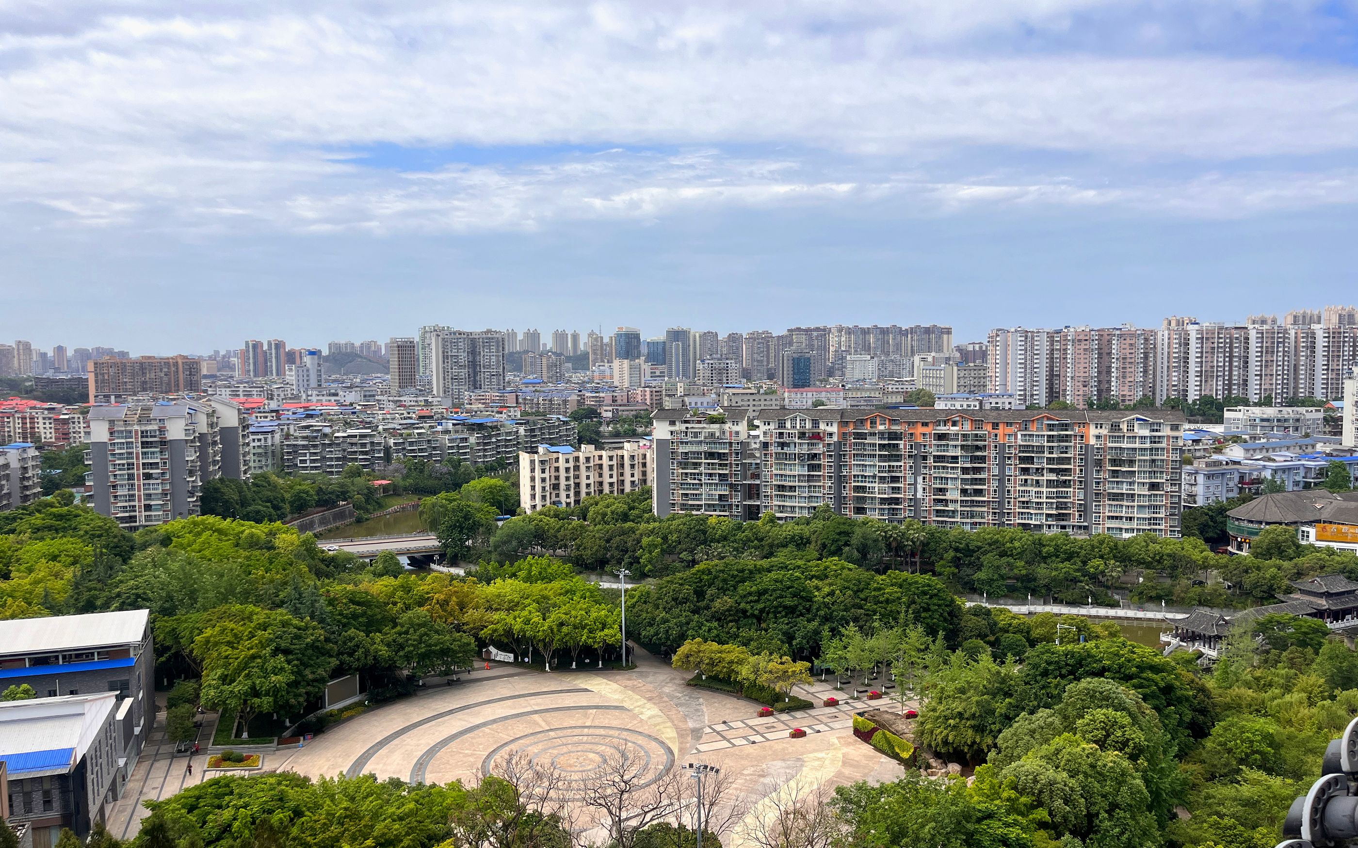 四川资阳一处免费景点,登上塔顶俯瞰全城,太壮观,不去遗憾!哔哩哔哩bilibili