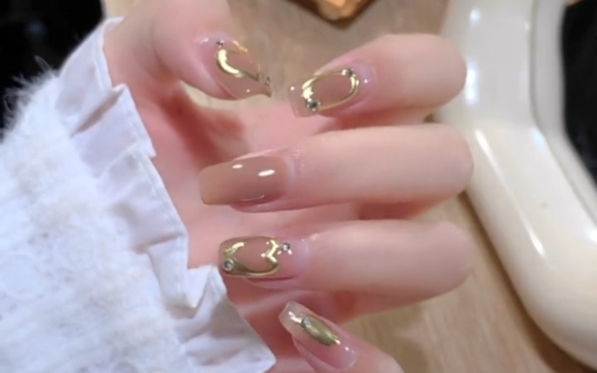 的美甲#仙女必备#美甲款式推荐#高级感美甲#秋季新款美甲#太好看了吧