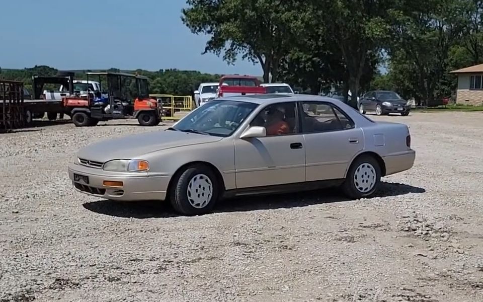 【xv10】1995款丰田佳美le 2.2l 车型欣赏