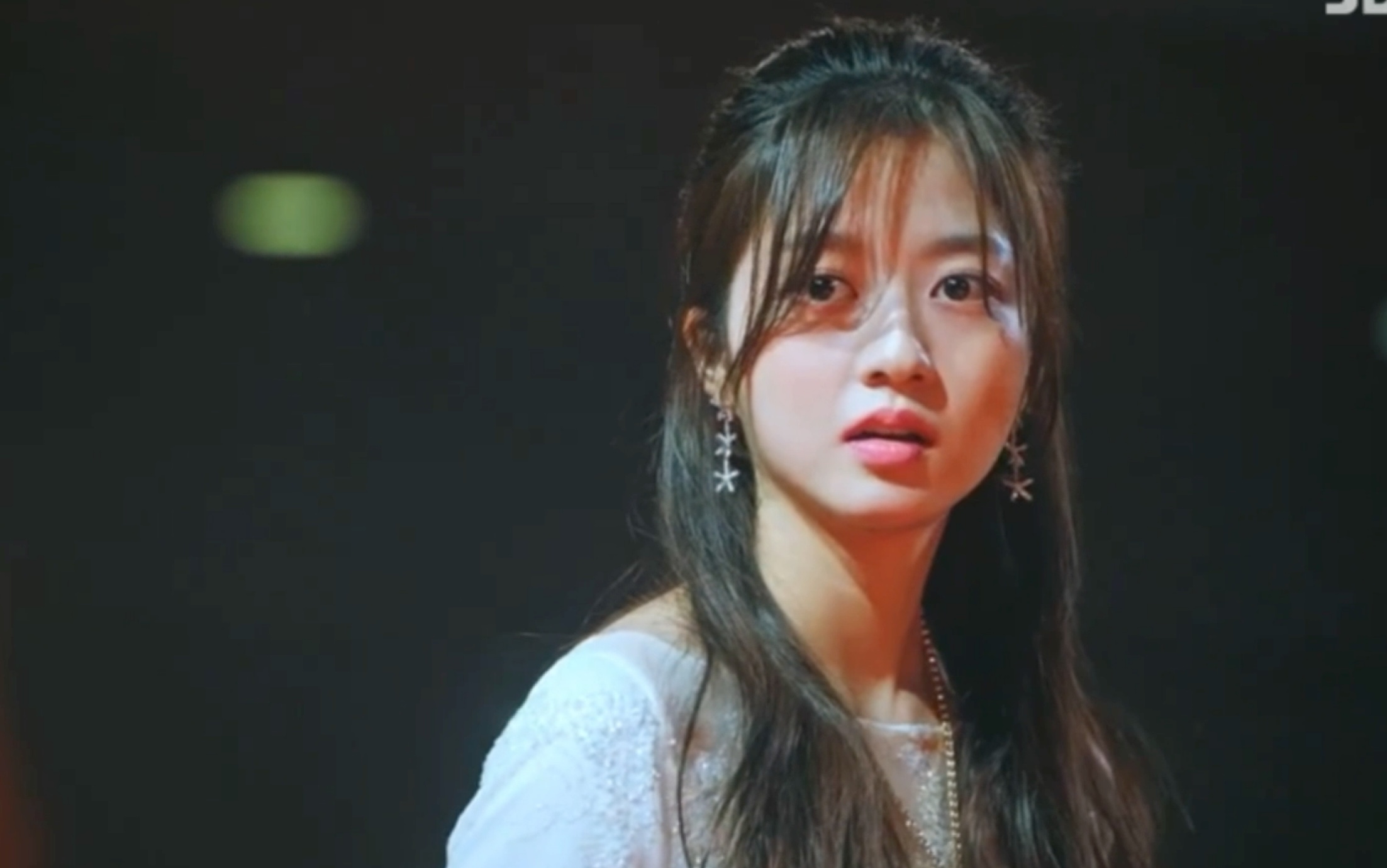 活动作品顶楼裴露娜老师被收买露娜完美演唱