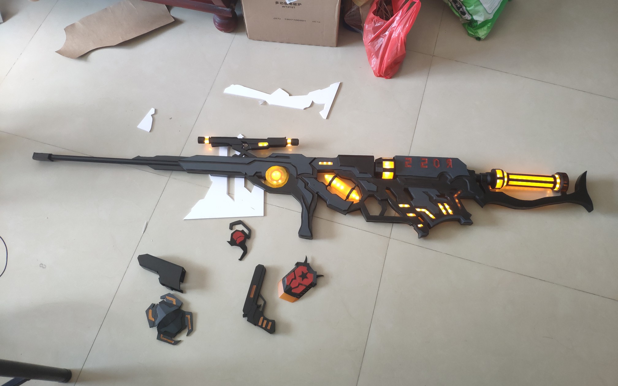 活动作品凹凸世界嘉德罗斯生还者的枪4