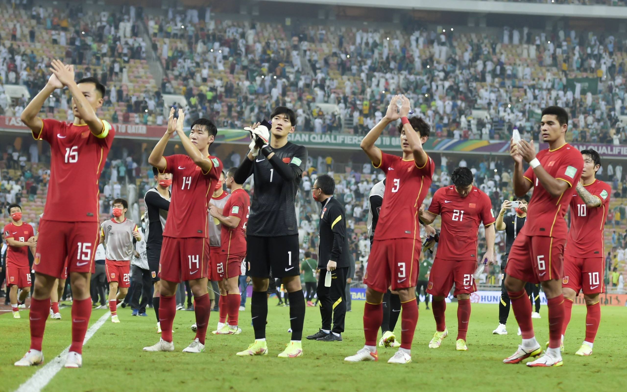 经典回顾,国足唯一的一次世界杯正赛,面对巴西,虽败犹荣!