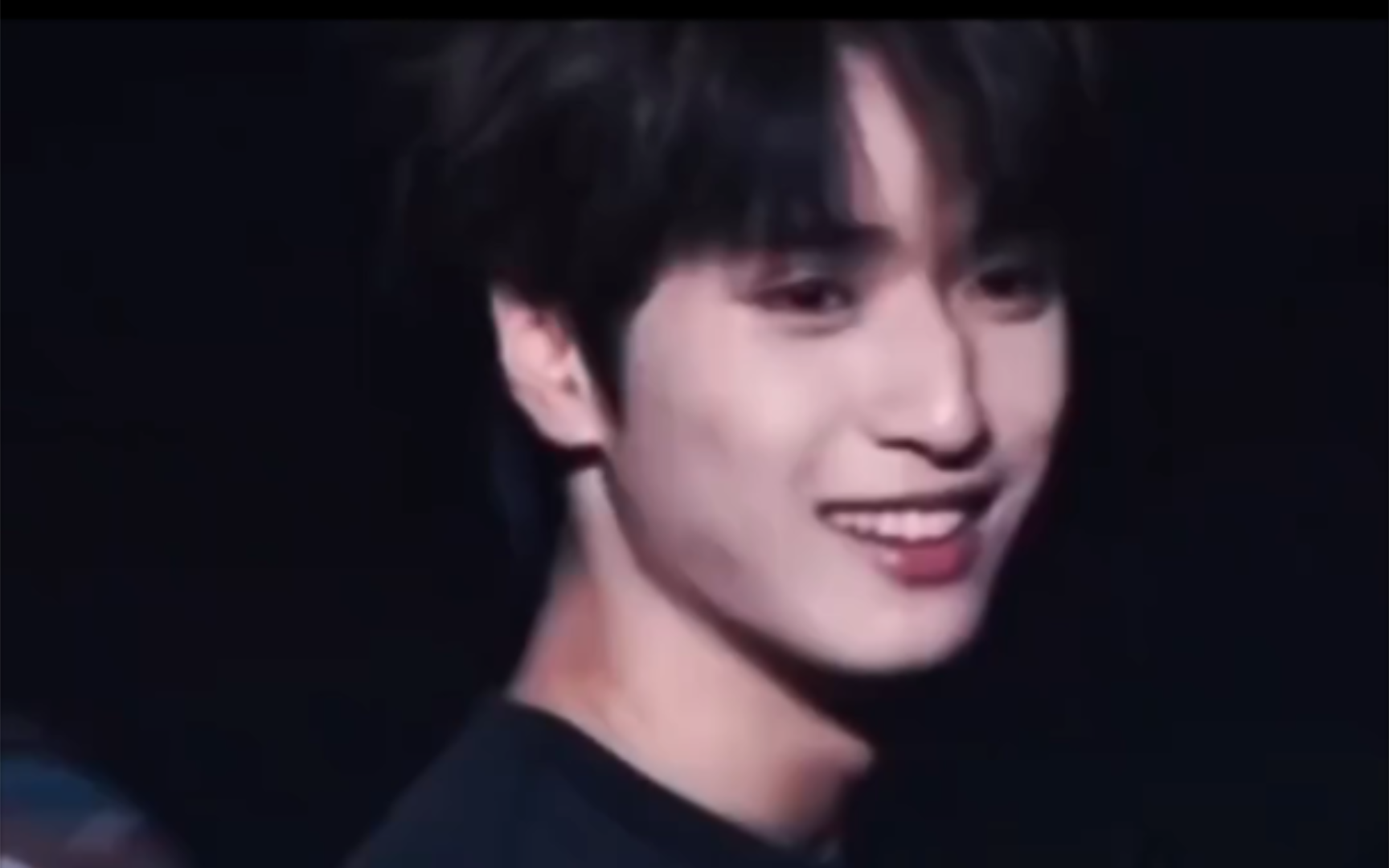 严浩翔×你做梦素材〗暗恋的人 终于等到了他晚归的玫瑰