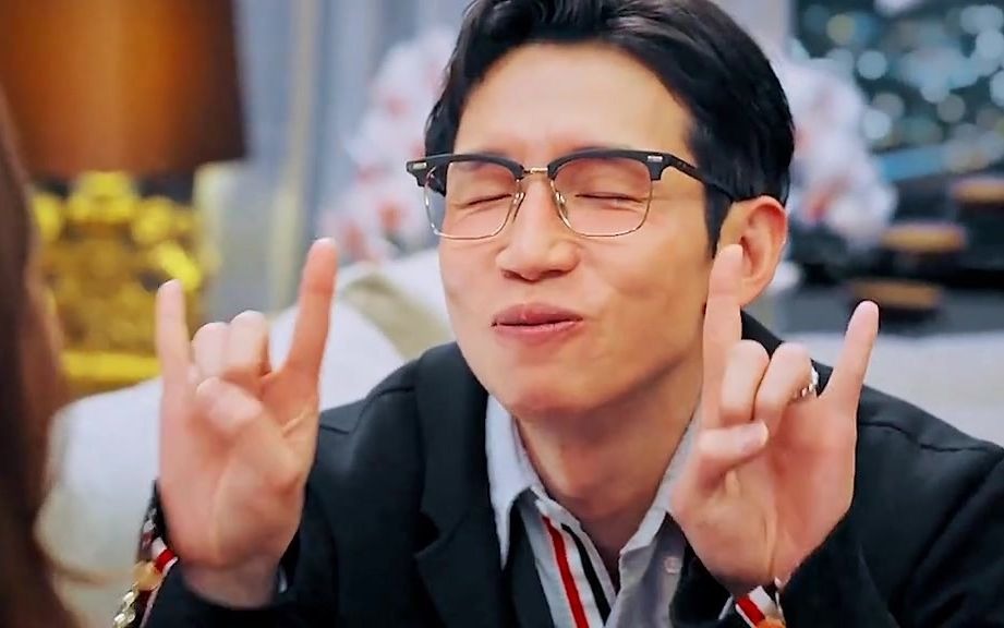 顶楼 夏博士吴允熙是合作关系,夏博士收买众人终于彻底站起来了