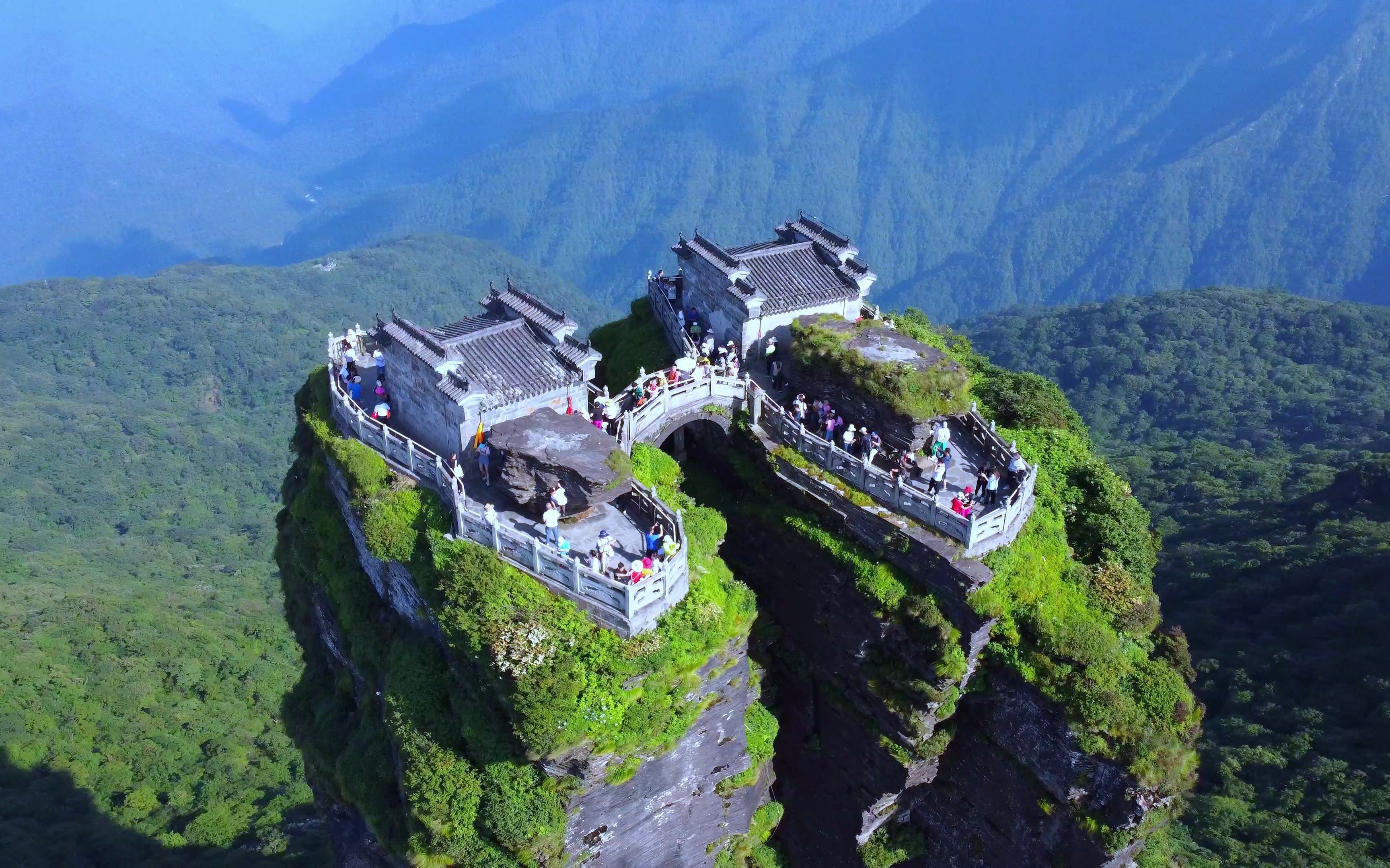 摩托旅拍梵净山