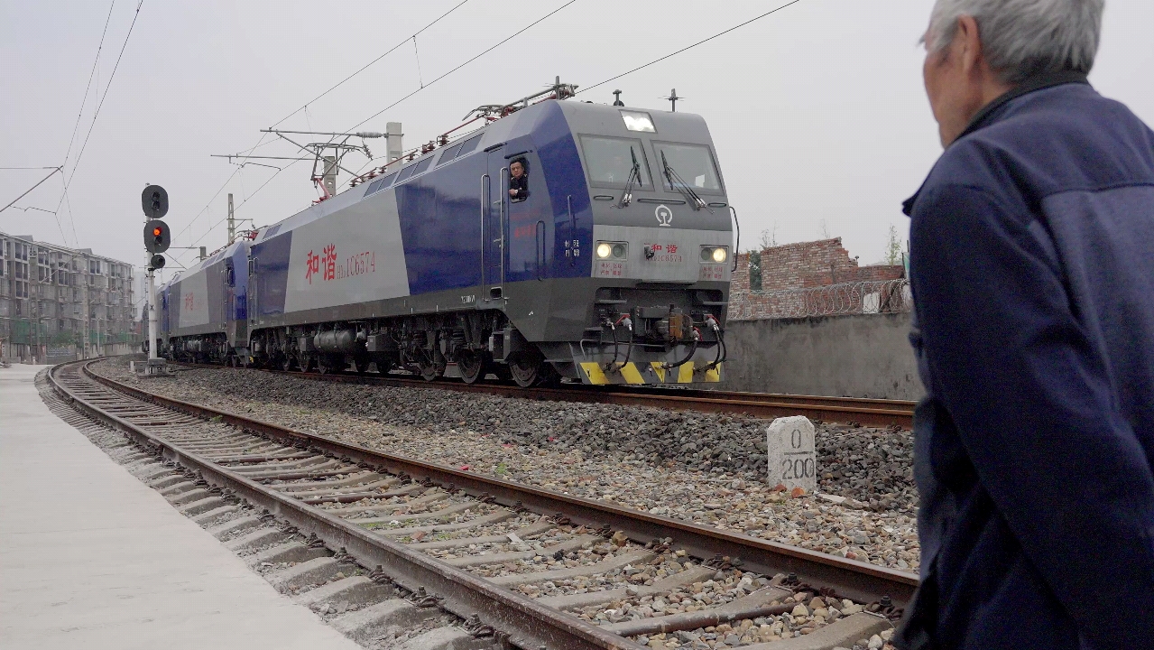 【成渝线】中车资阳新造兰局嘉段hxd1c回送