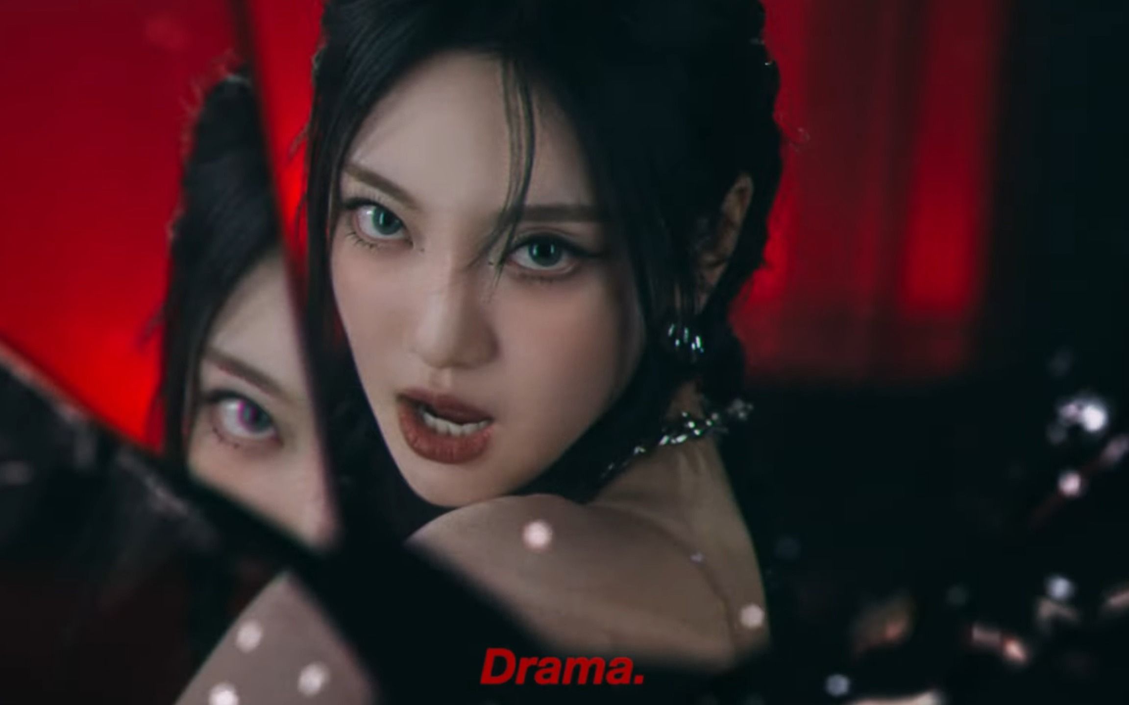 【双语字幕】aespa - drama 巨人女战士守护世界全屏模式