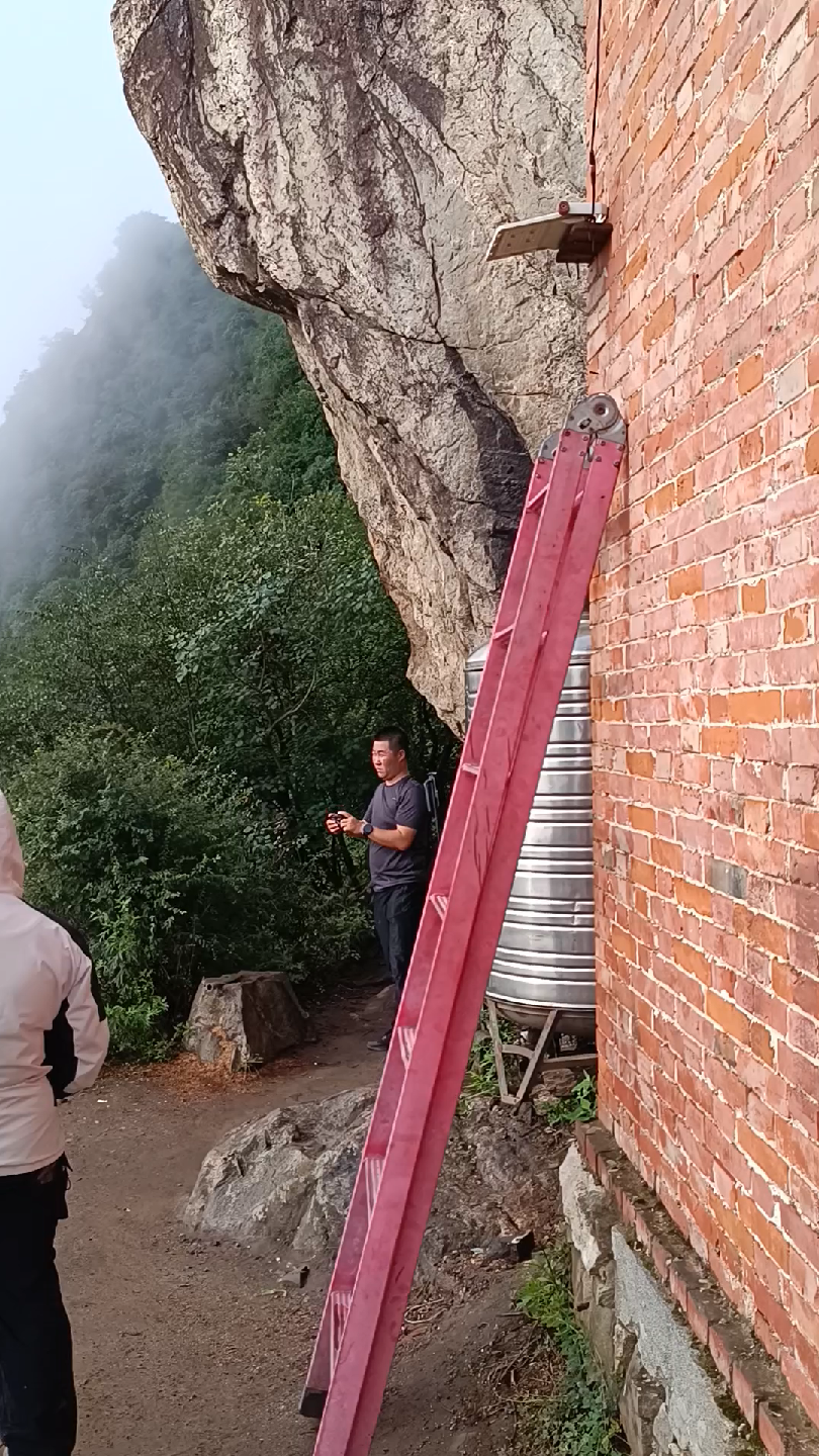 嘉午台嘉午台第一次登顶南天门