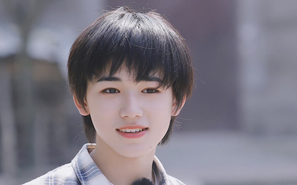 【宋亚轩】少女音时期翻唱《美丽的神话》-要发芽芽咯_-要发芽芽咯