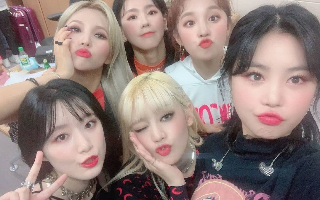 【(g)-idle】宋雨琦:都冬天了还有人在dumdi吗 啊原来是奶味蓝的惊喜