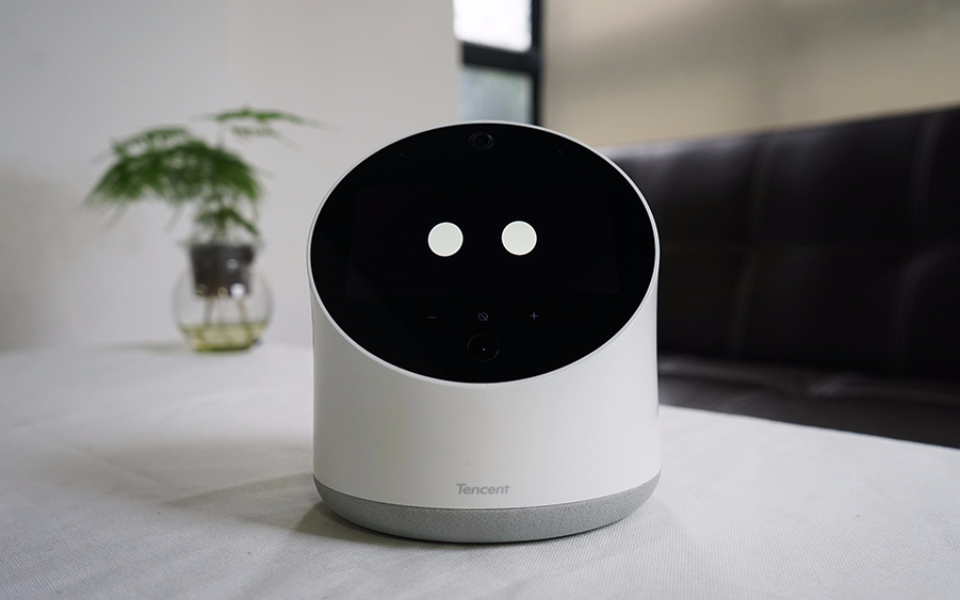 腾讯qrobot小q机器人,可能是目前能买到最智能的一款