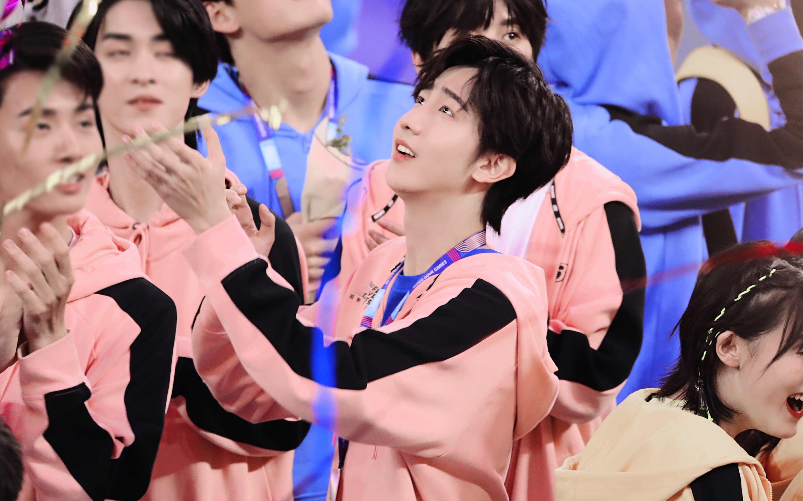 r1se赵让11011103超新星focus高甜混剪三日限定粉红色角落艺术家