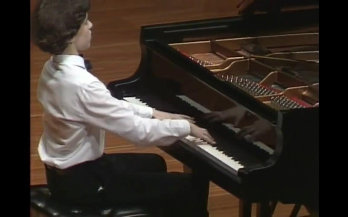 [图]【钢琴】基辛 演奏 李斯特 轻盈 （1987） Evgeny Kissin - Liszt - La leggierezza