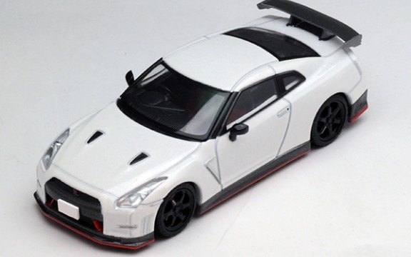 多美卡tlv日产gtr车型回顾 (7)
