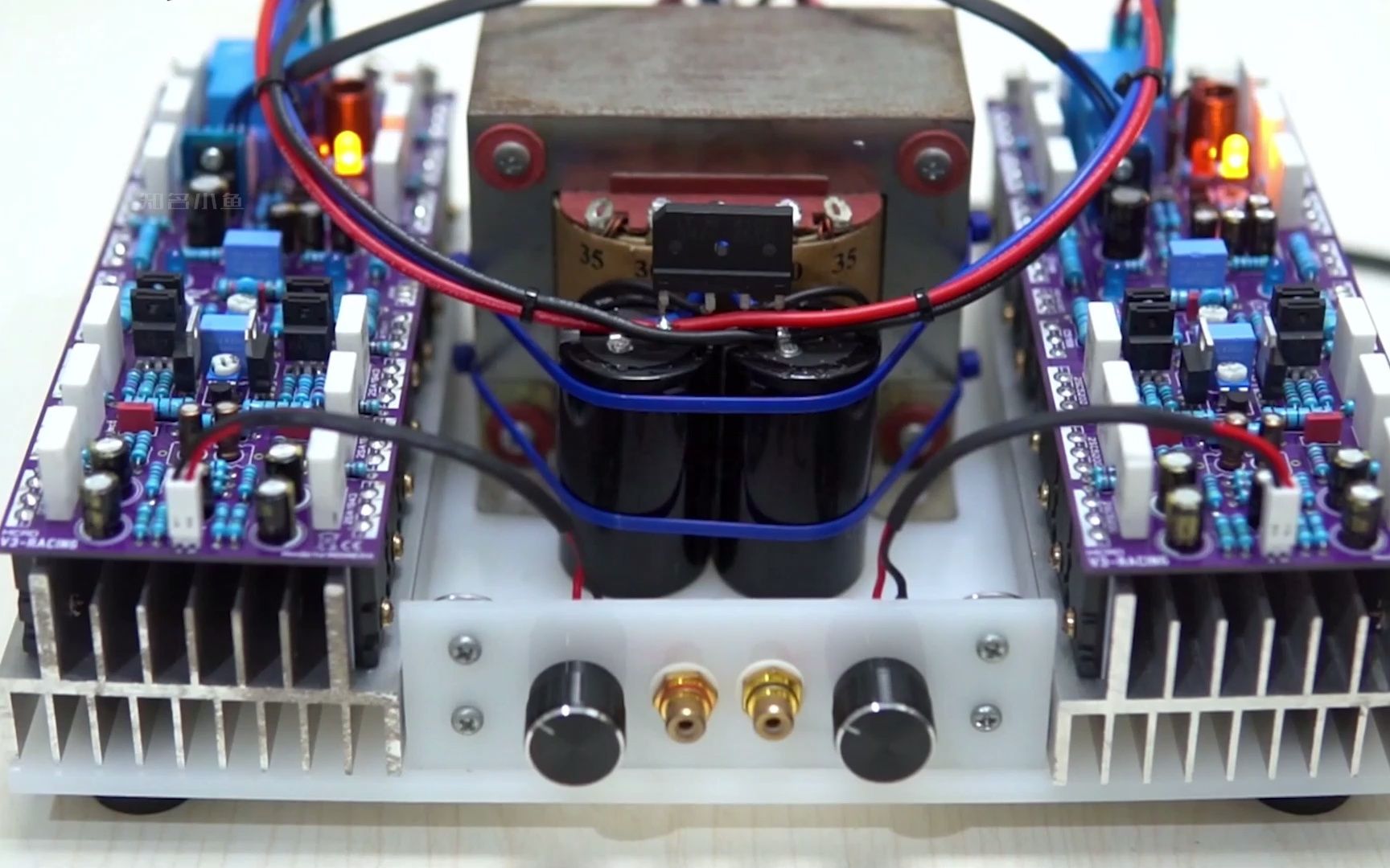 diy5200/1943六百瓦小功放,配胆前级效果还不错