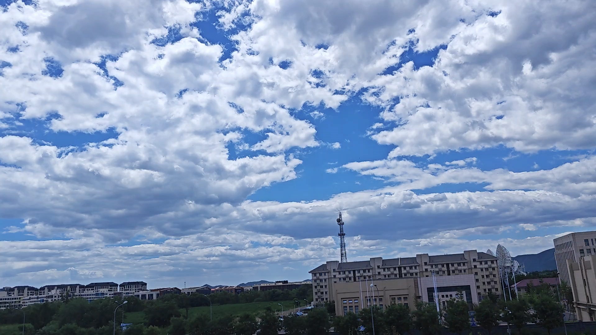 【延时摄影】云层之上的天空