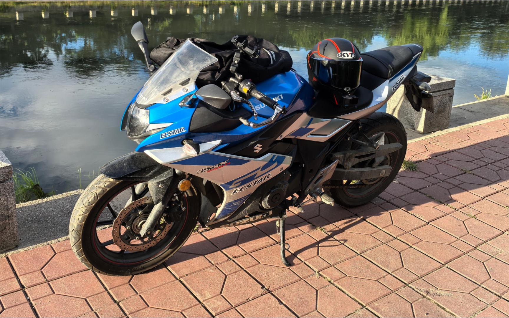 gsx250r百年纪念版通勤