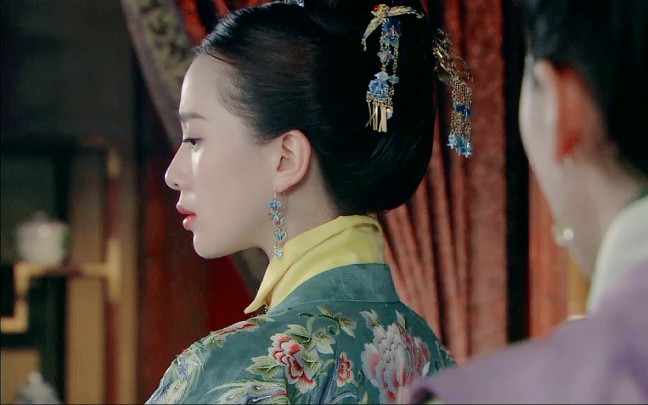 望周知古装剧的头饰耳环是拿来端正仪态的我终于明白她为什么是内娱