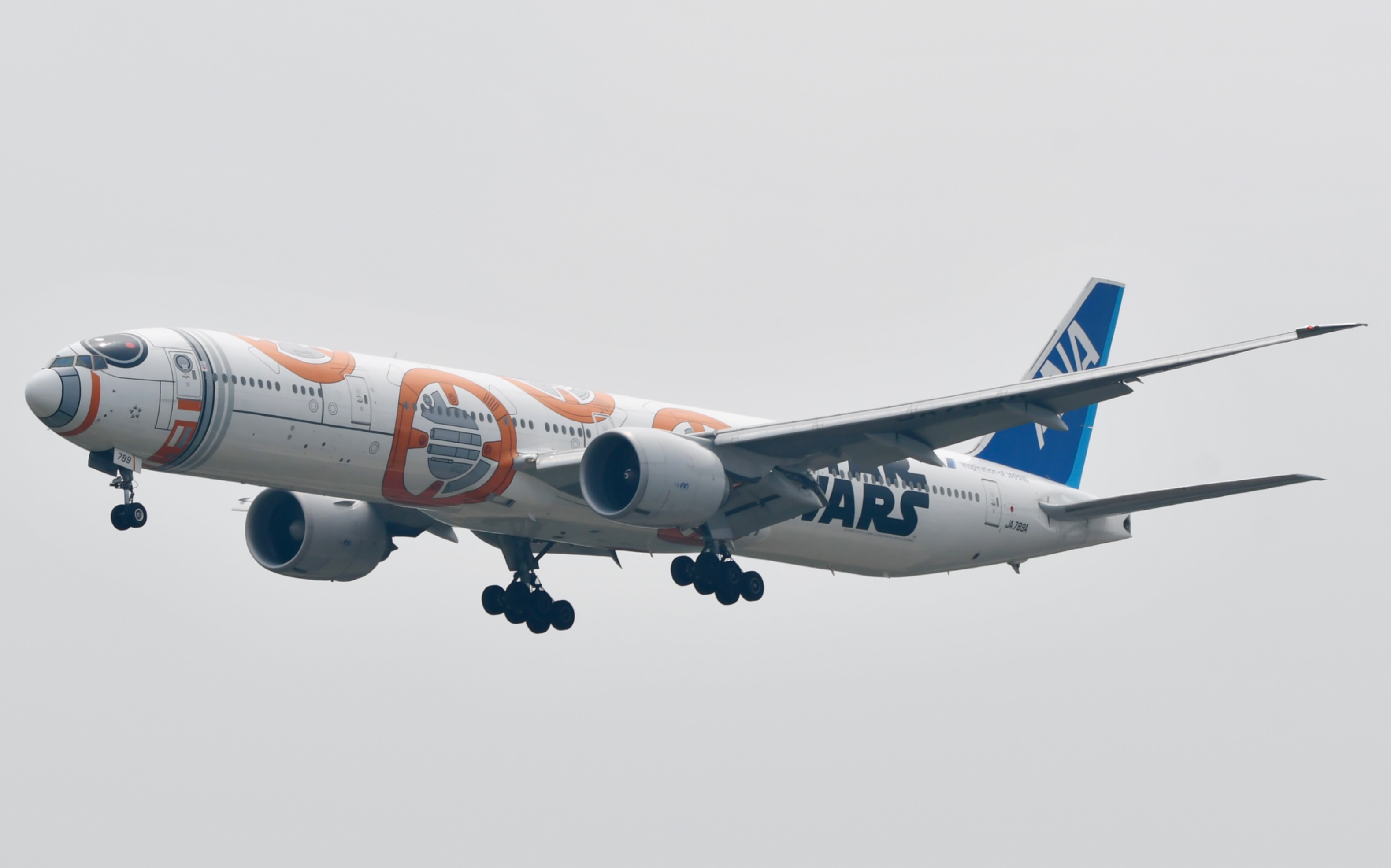 「4k60p」全日空 波音777-300er ja789a 星球大戰bb-8彩繪降落首都