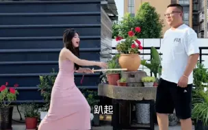 Télécharger la video: 尚方宝剑锋从磨砺出