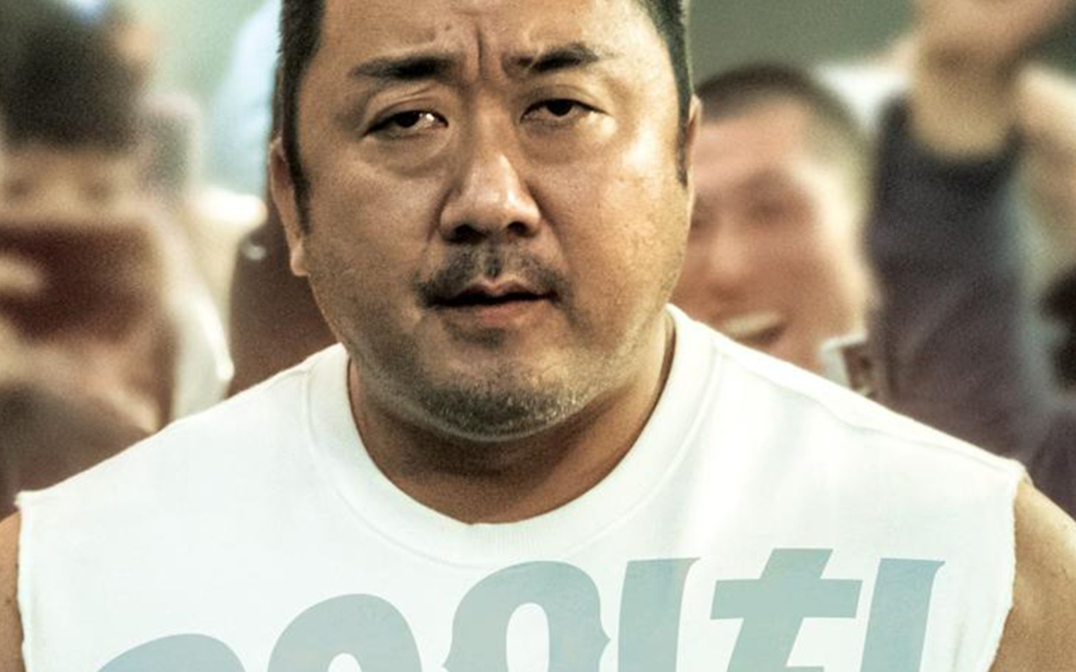 马爷化身神臂大叔在垃圾场和车掰手腕 还拿下了韩国掰手腕冠军