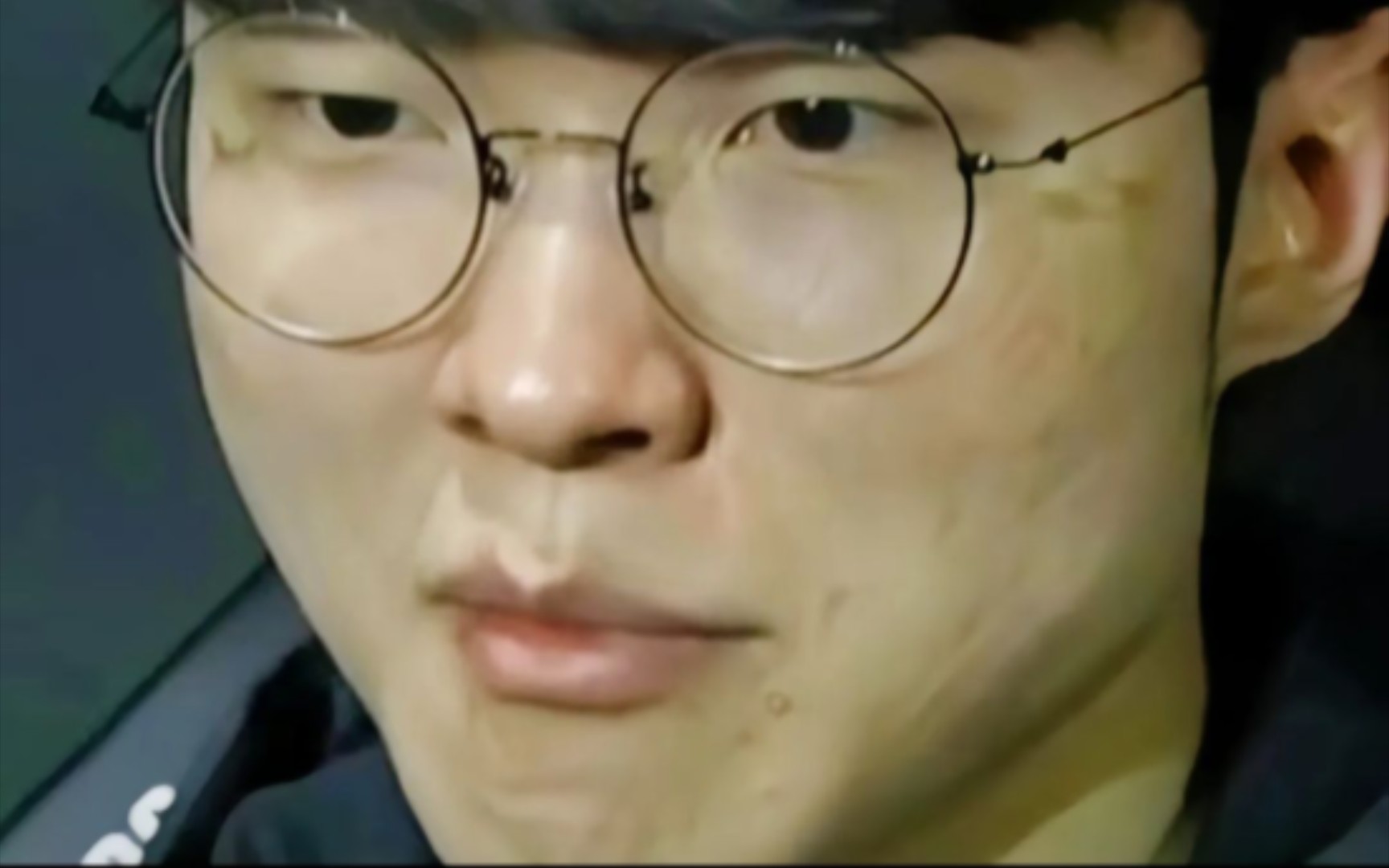 有人把李哥打的手抖有人把李哥打哭第一次见有人把李哥打笑的