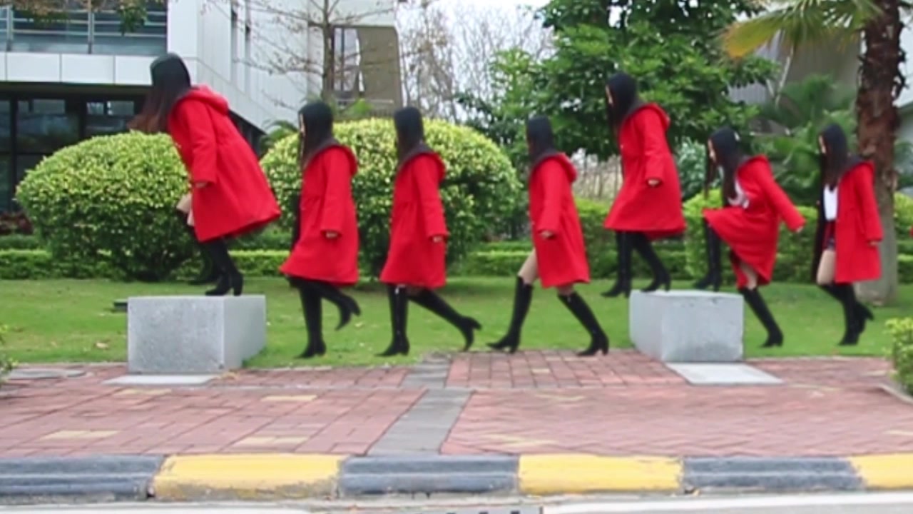 ae特效,美女分身走路