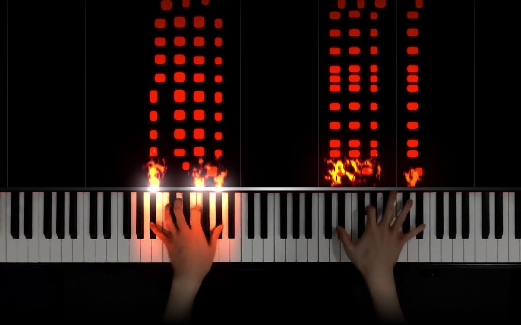 [图]【特效钢琴】莫扎特 G小调第40交响曲 K.550 第一乐章丨 The Flaming Piano