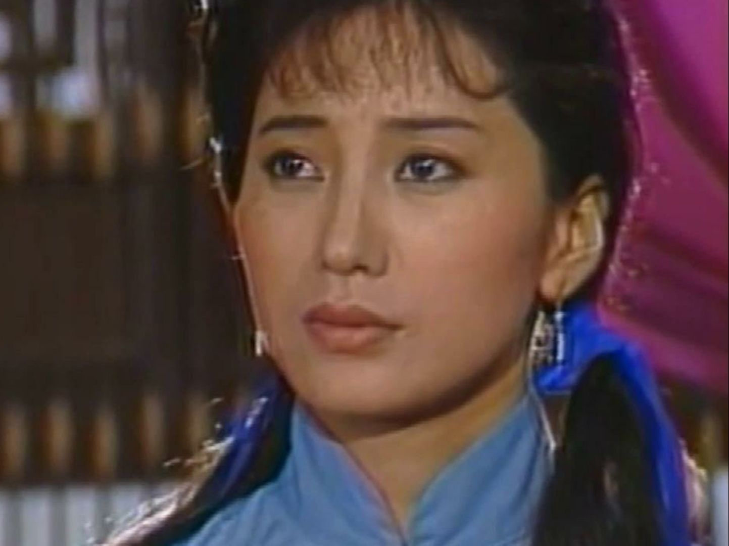 这首《胡琴说》真美,配上苏明明的老剧,歌声让人心醉