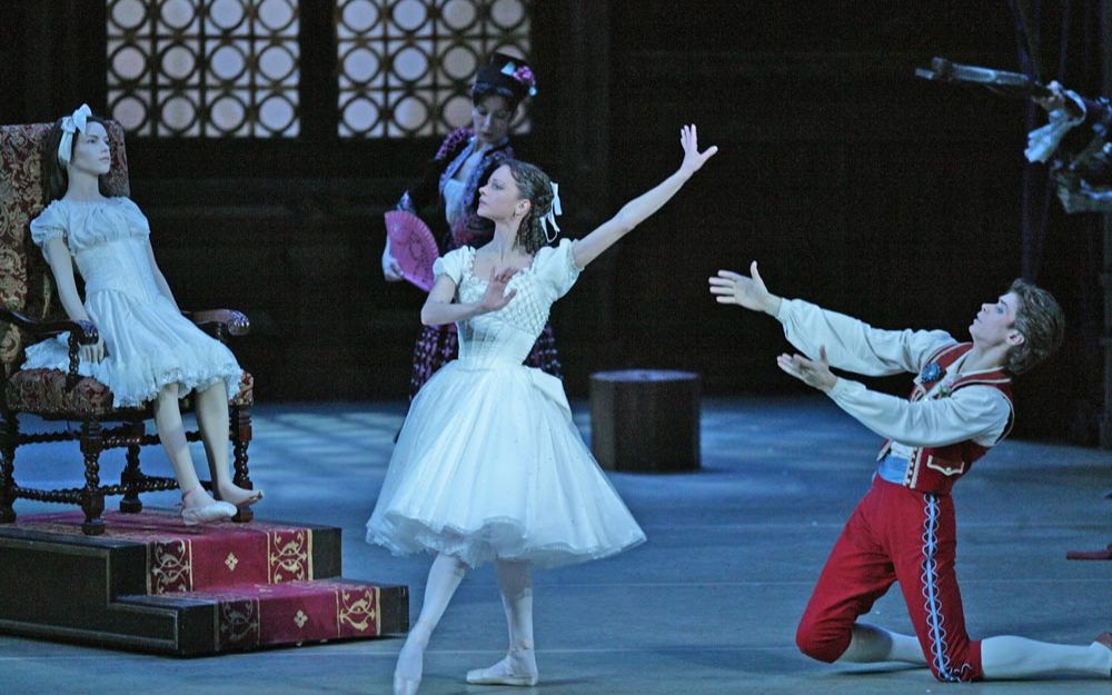 【全损画质】nina kaptsova1992年表演《葛蓓莉亚》玩偶娃娃片段(13岁