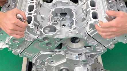 奥迪a8排量3.0发动机bbj油底壳机油泵缸盖组装