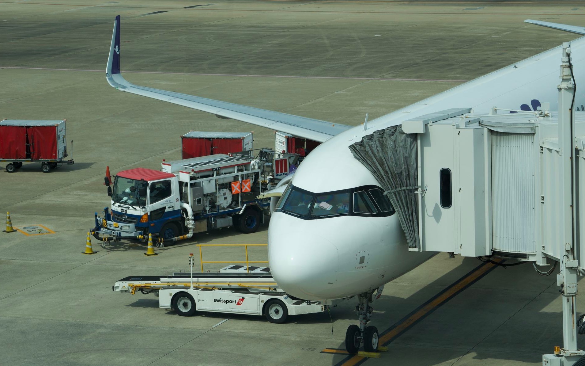 香港快运航空a321nx福冈机场推出 滑行 起飞