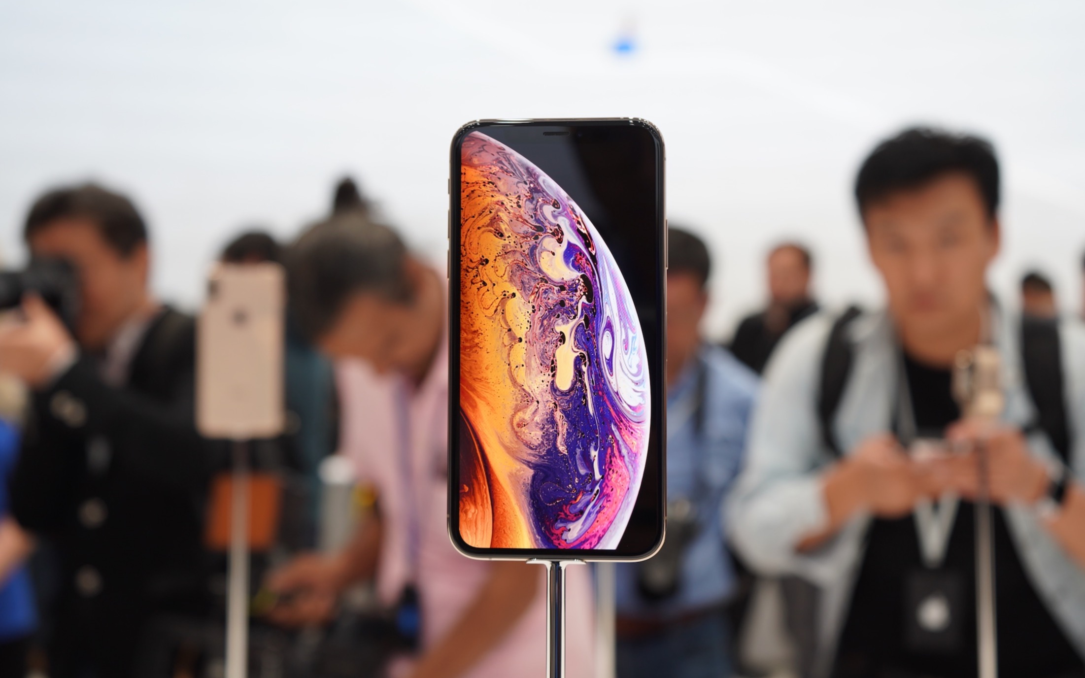 搞机零距离:iPhone XS Max&XR上手 七彩的苹果又回来了!哔哩哔哩bilibili