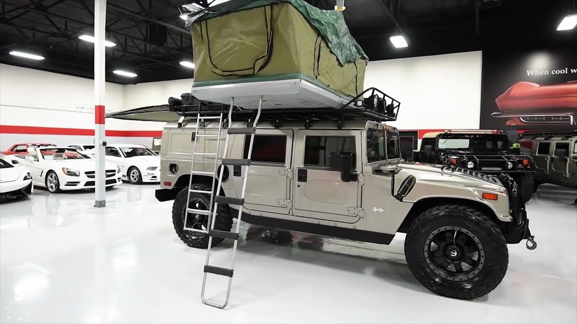 商务车房车定制悍马改装露营车车厢设计更是贴心