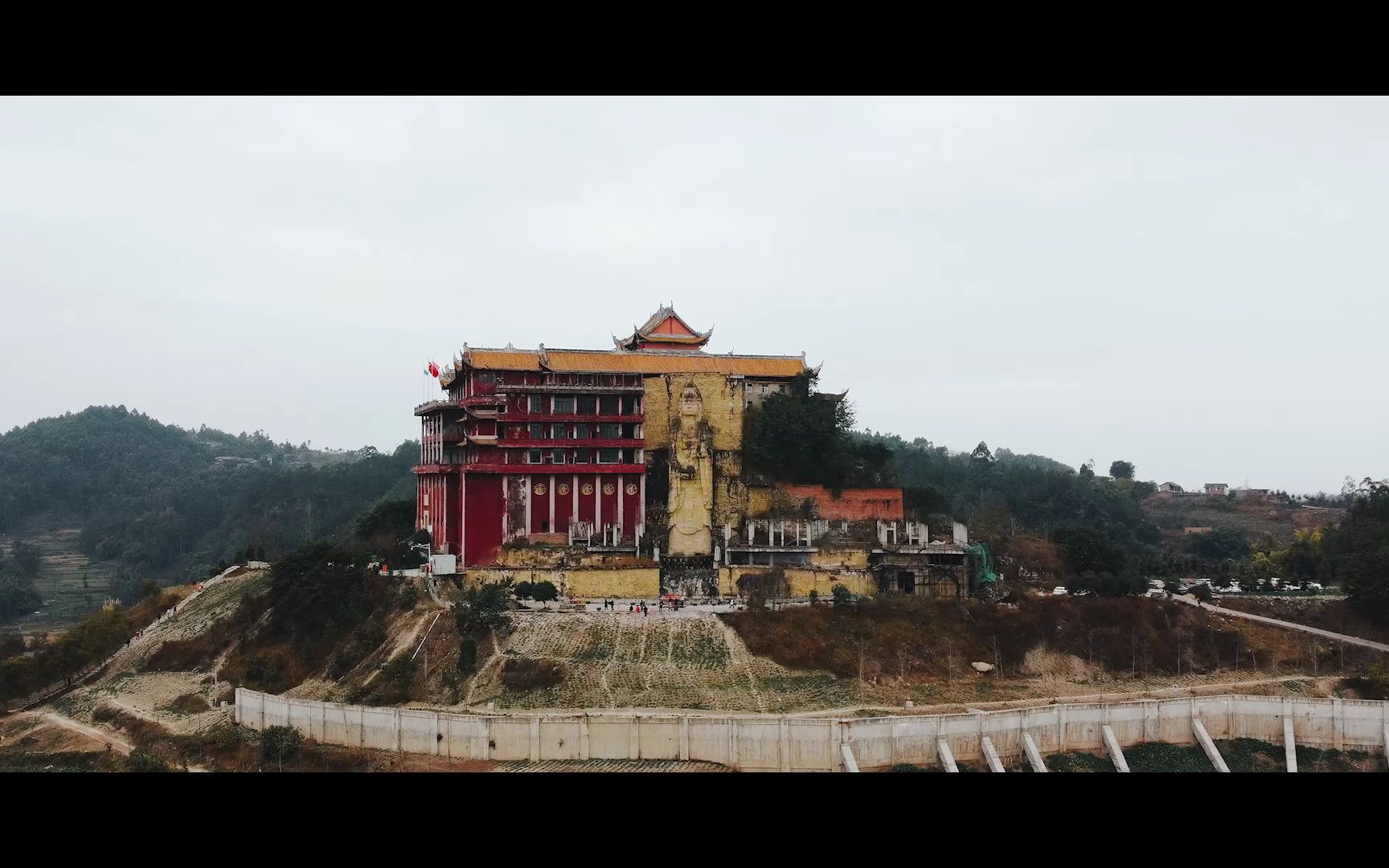 榮縣長山醒悟寺