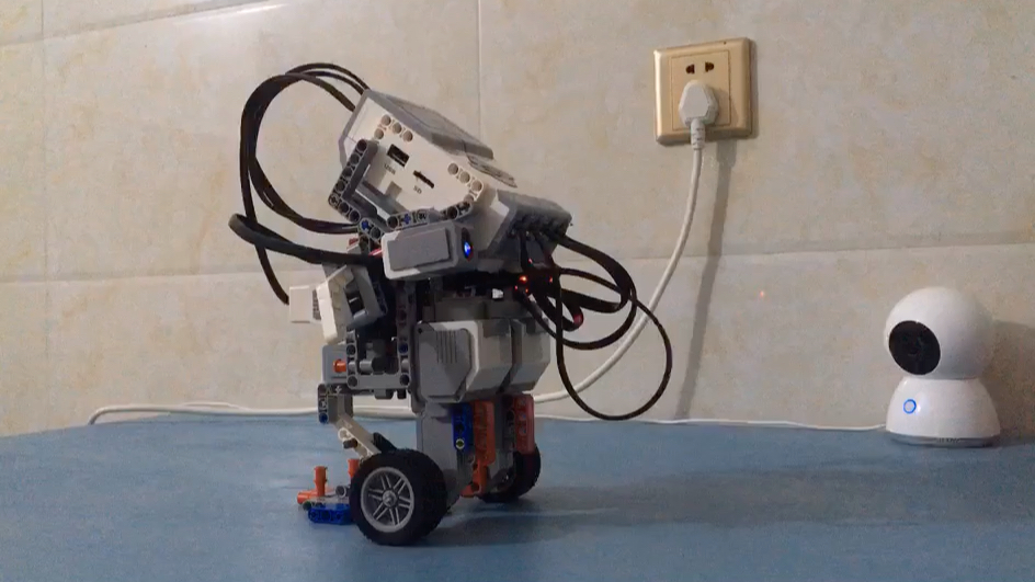 神奇的自动平衡机器人