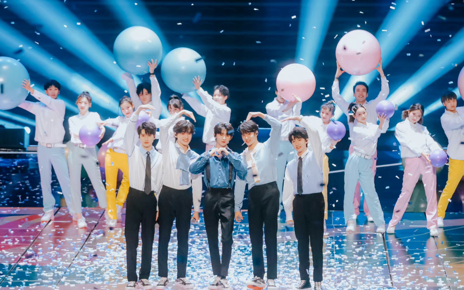 【时代少年团】东方风云榜《少年时代》舞台 红毯 领奖