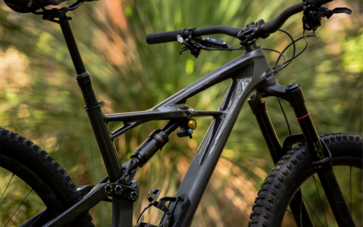 2017闪电s-works enduro山地车上手测评:以enduro为名的enduro山地车